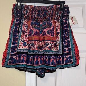 🦋Aztec Dress Shorts 5/25$